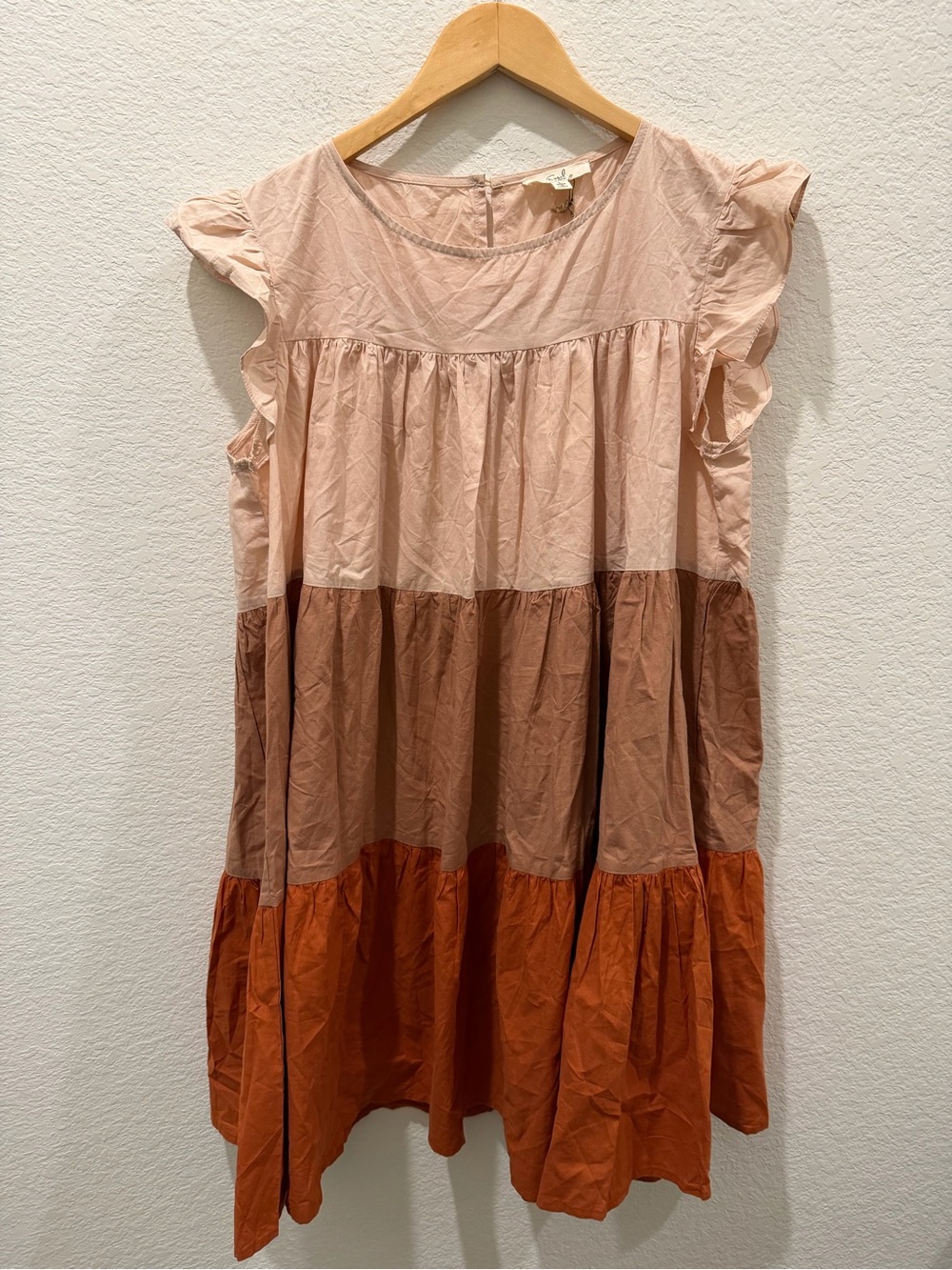 Easel Los Angeles Colorblock Tiered Babydoll Dress Blush Rust Size Large
